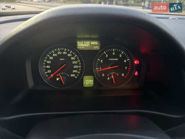 Червоний Вольво V50, об'ємом двигуна 1.6 л та пробігом 173 тис. км за 7700 $, фото 36 на Automoto.ua
