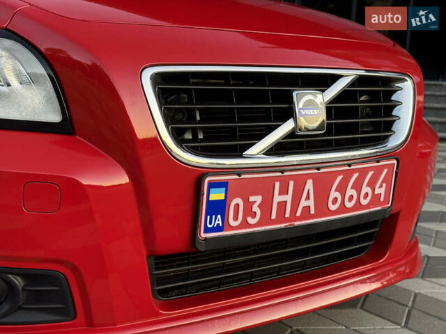 Червоний Вольво V50, об'ємом двигуна 1.6 л та пробігом 173 тис. км за 7700 $, фото 18 на Automoto.ua