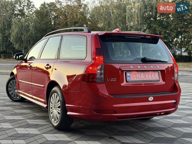 Червоний Вольво V50, об'ємом двигуна 1.6 л та пробігом 173 тис. км за 7700 $, фото 7 на Automoto.ua