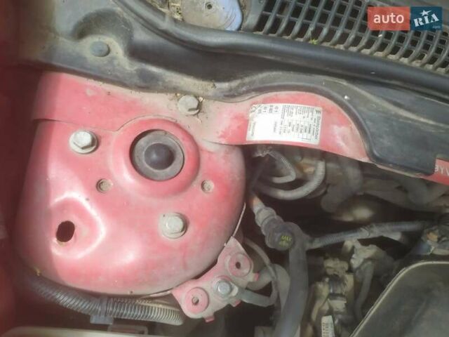 Красный Вольво В50, объемом двигателя 1.6 л и пробегом 312 тыс. км за 8350 $, фото 14 на Automoto.ua