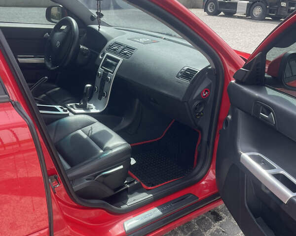 Красный Вольво В50, объемом двигателя 1.6 л и пробегом 270 тыс. км за 7999 $, фото 12 на Automoto.ua