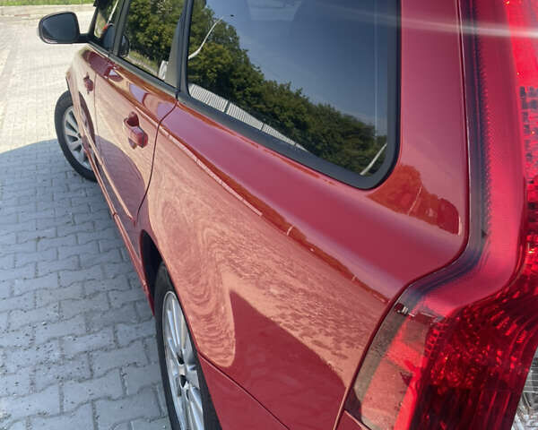 Красный Вольво В50, объемом двигателя 1.6 л и пробегом 270 тыс. км за 7999 $, фото 16 на Automoto.ua