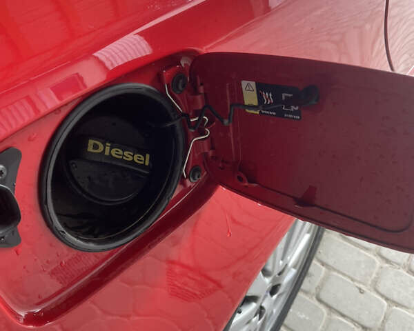 Красный Вольво В50, объемом двигателя 1.6 л и пробегом 270 тыс. км за 7999 $, фото 9 на Automoto.ua