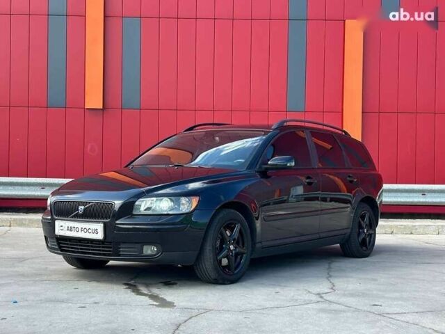 Вольво В50 2004 в Киеве на Automoto.ua Вольво В50, объемом двигателя 2 л и пробегом 288 тыс. км за 6290 $, фото 3 на Automoto.ua