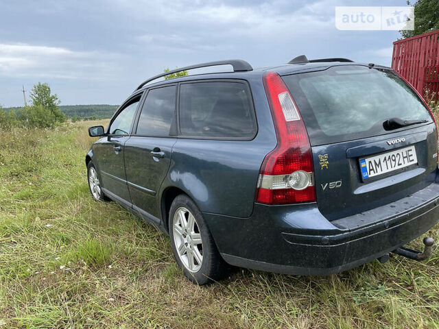 Вольво В50, объемом двигателя 2 л и пробегом 210 тыс. км за 5600 $, фото 3 на Automoto.ua