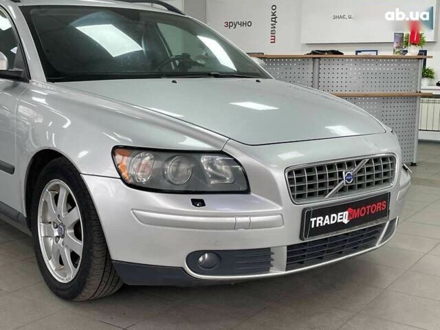 Вольво В50, объемом двигателя 2 л и пробегом 400 тыс. км за 4690 $, фото 2 на Automoto.ua