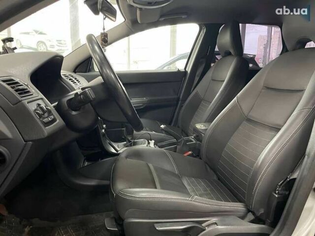 Вольво В50, объемом двигателя 2 л и пробегом 400 тыс. км за 4690 $, фото 17 на Automoto.ua