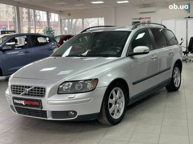 Вольво В50, объемом двигателя 2 л и пробегом 400 тыс. км за 4690 $, фото 4 на Automoto.ua