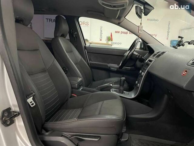 Вольво В50, объемом двигателя 2 л и пробегом 400 тыс. км за 4690 $, фото 28 на Automoto.ua