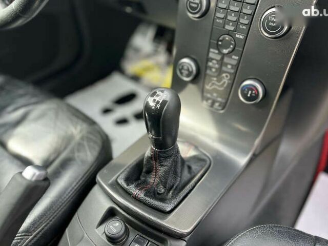 Вольво В50, объемом двигателя 1.6 л и пробегом 276 тыс. км за 6500 $, фото 28 на Automoto.ua