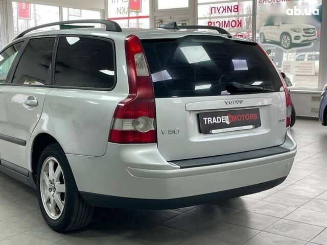 Вольво В50, объемом двигателя 2 л и пробегом 400 тыс. км за 4690 $, фото 9 на Automoto.ua