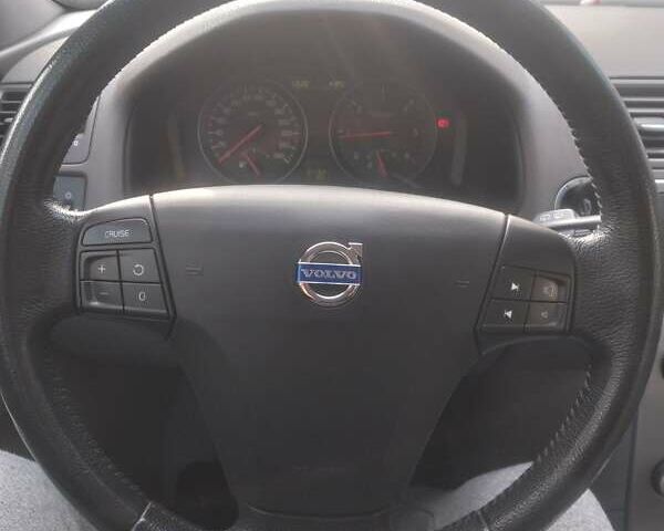 Вольво В50, объемом двигателя 2 л и пробегом 310 тыс. км за 6400 $, фото 14 на Automoto.ua