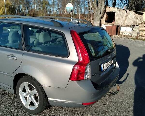 Вольво В50, объемом двигателя 2 л и пробегом 310 тыс. км за 6400 $, фото 5 на Automoto.ua