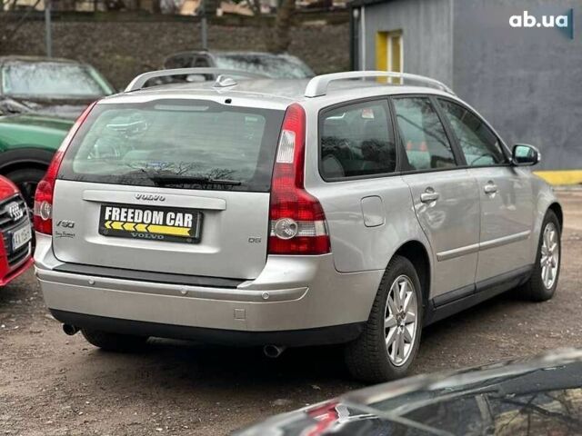 Вольво В50, объемом двигателя 2.4 л и пробегом 278 тыс. км за 6300 $, фото 5 на Automoto.ua