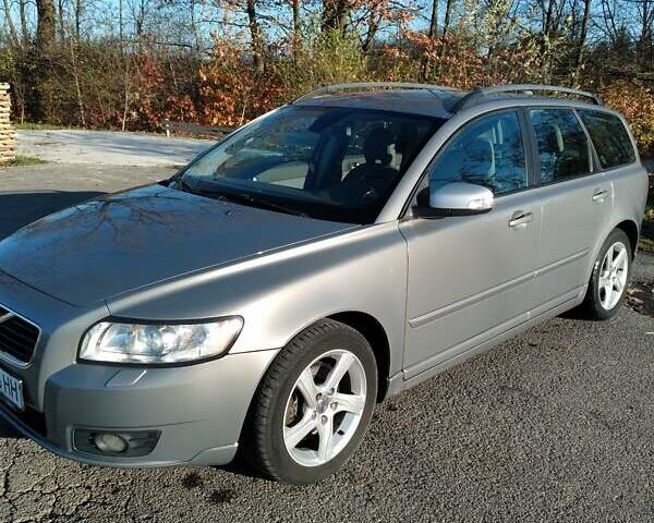 Вольво В50, объемом двигателя 2 л и пробегом 310 тыс. км за 6400 $, фото 13 на Automoto.ua