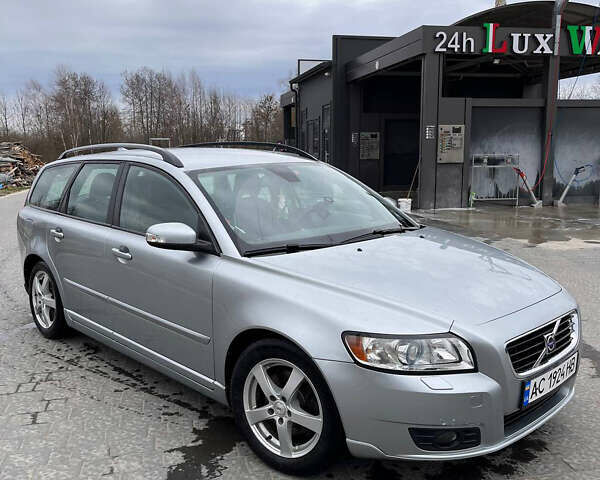 Вольво V50, об'ємом двигуна 2 л та пробігом 265 тис. км за 6100 $, фото 1 на Automoto.ua