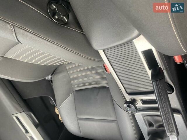 Вольво V50, об'ємом двигуна 2 л та пробігом 265 тис. км за 6100 $, фото 14 на Automoto.ua