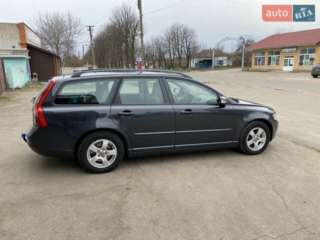 Вольво В50, объемом двигателя 1.6 л и пробегом 213 тыс. км за 6999 $, фото 6 на Automoto.ua