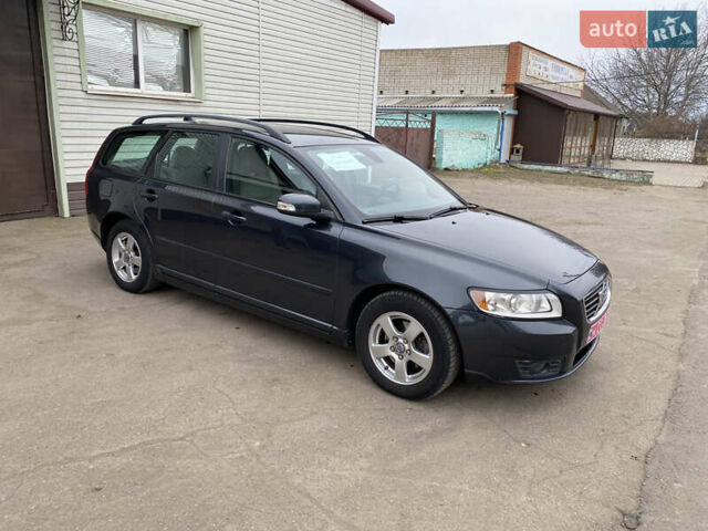 Вольво В50, объемом двигателя 1.6 л и пробегом 213 тыс. км за 6999 $, фото 5 на Automoto.ua