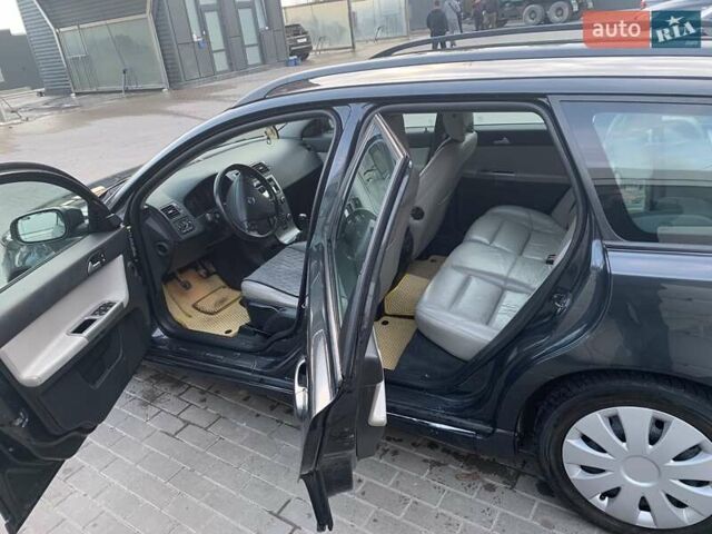 Вольво В50, объемом двигателя 1.6 л и пробегом 251 тыс. км за 5200 $, фото 2 на Automoto.ua