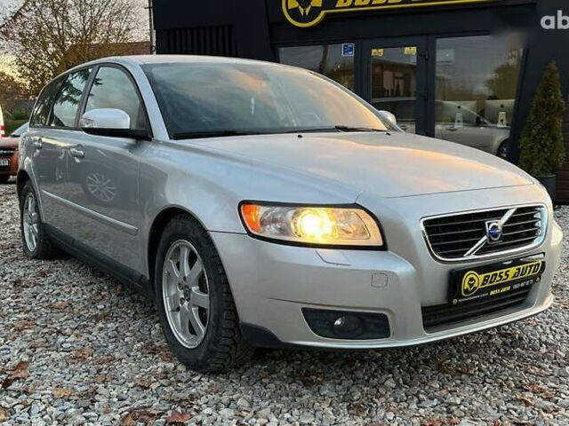 Вольво V50, об'ємом двигуна 1.6 л та пробігом 217 тис. км за 6800 $, фото 1 на Automoto.ua