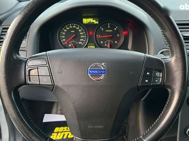 Вольво V50, об'ємом двигуна 1.6 л та пробігом 217 тис. км за 6800 $, фото 10 на Automoto.ua