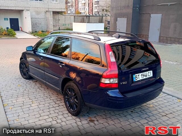 Вольво В50, объемом двигателя 1.6 л и пробегом 233 тыс. км за 5000 $, фото 7 на Automoto.ua