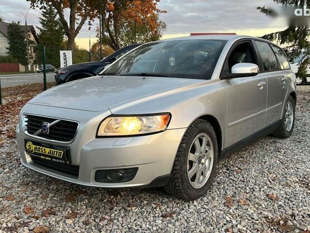 Вольво V50, об'ємом двигуна 1.6 л та пробігом 217 тис. км за 6800 $, фото 2 на Automoto.ua