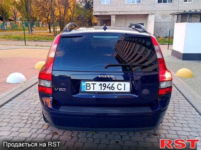 Вольво В50, объемом двигателя 1.6 л и пробегом 233 тыс. км за 5000 $, фото 4 на Automoto.ua