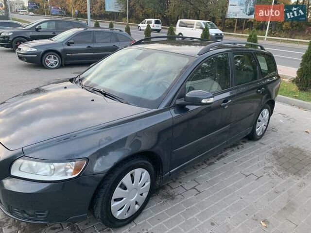 Вольво В50, объемом двигателя 1.6 л и пробегом 251 тыс. км за 5200 $, фото 4 на Automoto.ua