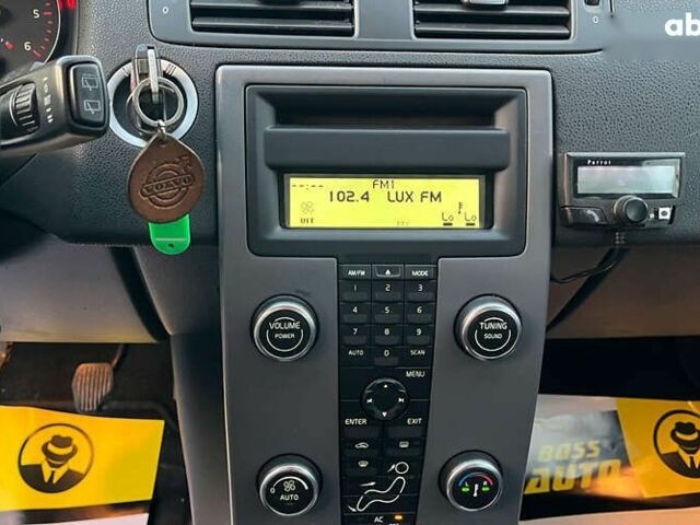 Вольво V50, об'ємом двигуна 1.6 л та пробігом 217 тис. км за 6800 $, фото 11 на Automoto.ua