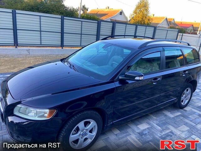 Вольво В50, объемом двигателя 1.6 л и пробегом 0 тыс. км за 6700 $, фото 1 на Automoto.ua