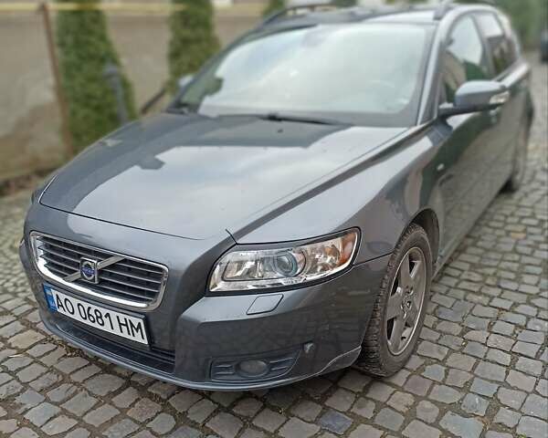 Вольво В50, объемом двигателя 1.6 л и пробегом 280 тыс. км за 7700 $, фото 5 на Automoto.ua
