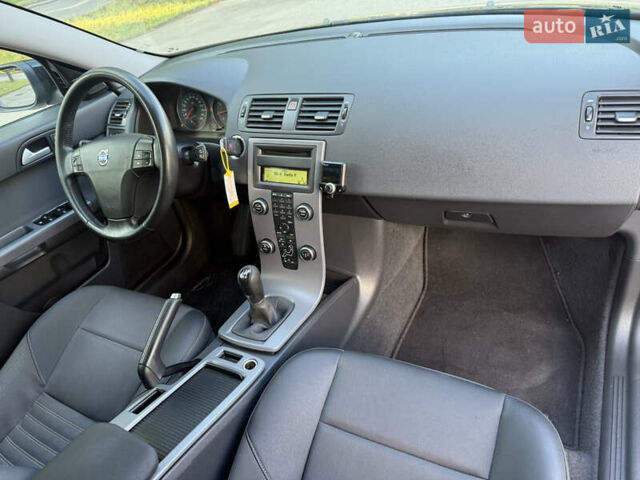 Вольво В50, объемом двигателя 1.6 л и пробегом 190 тыс. км за 5799 $, фото 21 на Automoto.ua