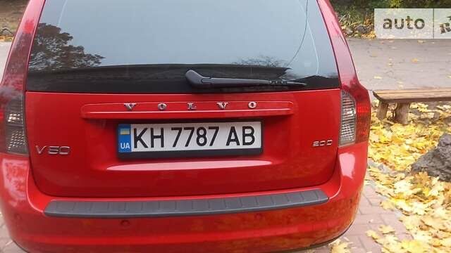 Вольво В50, объемом двигателя 2 л и пробегом 260 тыс. км за 8700 $, фото 3 на Automoto.ua
