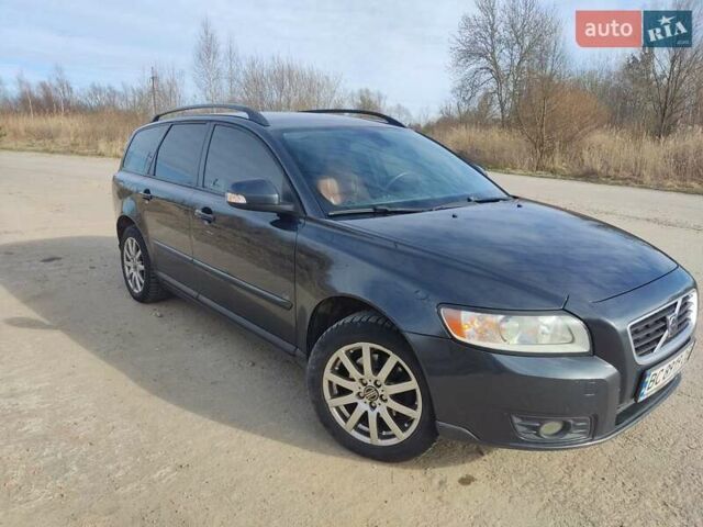 Вольво В50, объемом двигателя 1.6 л и пробегом 255 тыс. км за 7300 $, фото 3 на Automoto.ua
