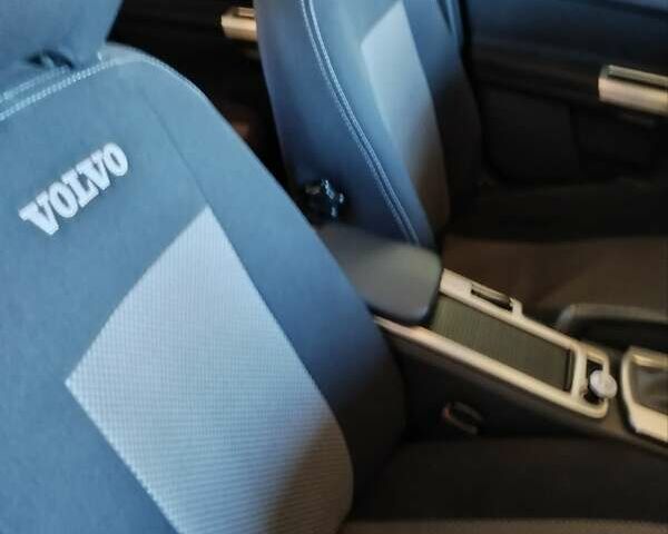 Вольво В50, объемом двигателя 0 л и пробегом 251 тыс. км за 6200 $, фото 6 на Automoto.ua