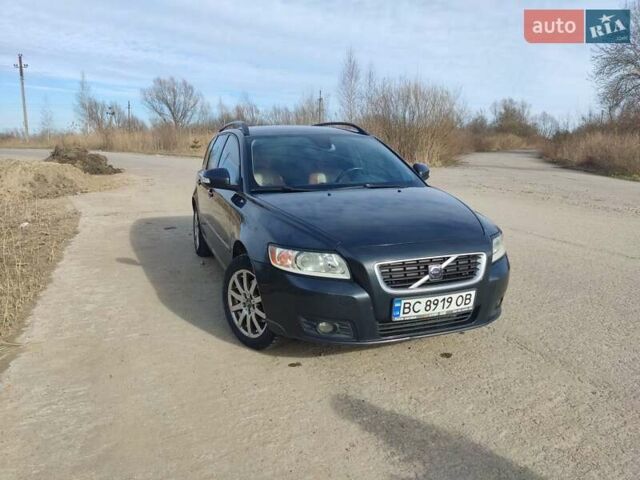 Вольво В50, объемом двигателя 1.6 л и пробегом 255 тыс. км за 7300 $, фото 7 на Automoto.ua