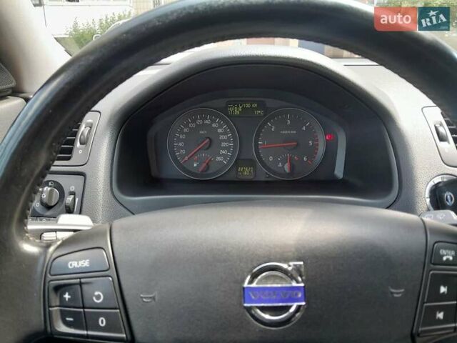 Вольво В50, объемом двигателя 1.6 л и пробегом 230 тыс. км за 6850 $, фото 7 на Automoto.ua