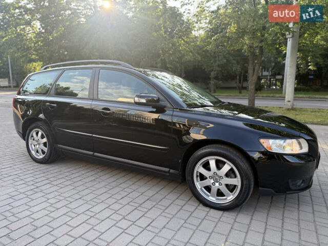 Вольво В50, объемом двигателя 1.6 л и пробегом 190 тыс. км за 5699 $, фото 3 на Automoto.ua