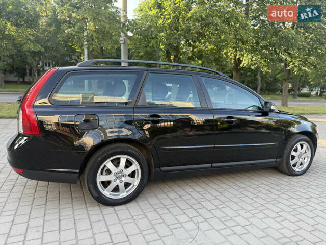 Вольво В50, объемом двигателя 1.6 л и пробегом 190 тыс. км за 5699 $, фото 4 на Automoto.ua