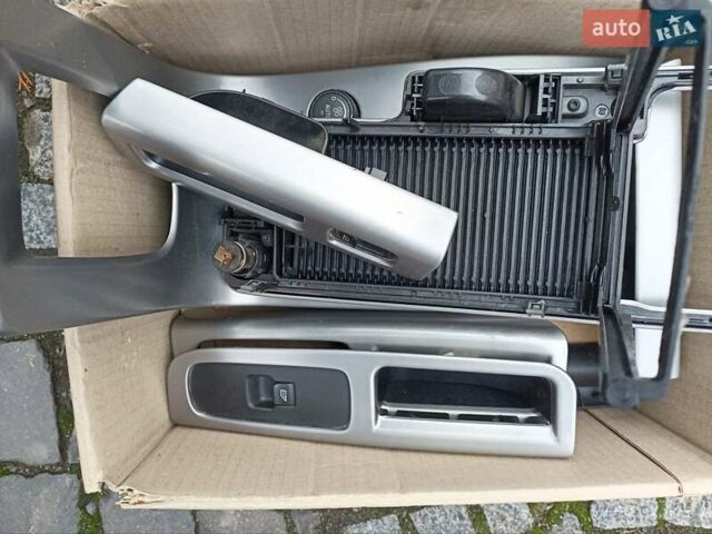 Вольво В50, объемом двигателя 1.6 л и пробегом 280 тыс. км за 7700 $, фото 19 на Automoto.ua