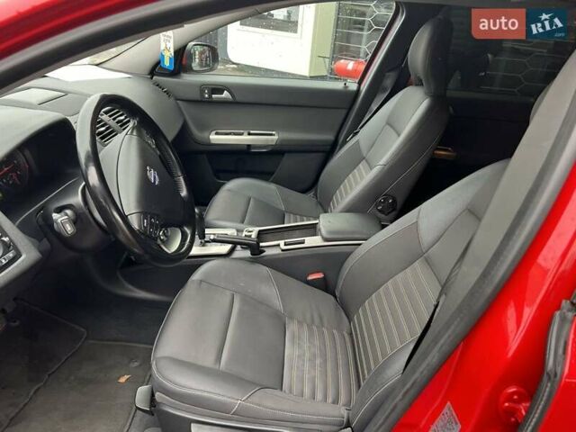 Вольво В50, объемом двигателя 2 л и пробегом 260 тыс. км за 8700 $, фото 15 на Automoto.ua