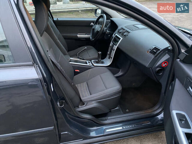 Вольво В50, объемом двигателя 1.6 л и пробегом 223 тыс. км за 7390 $, фото 39 на Automoto.ua
