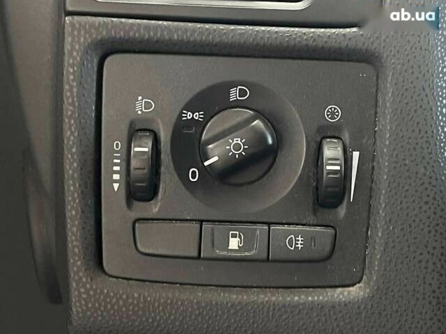 Вольво В50, объемом двигателя 1.6 л и пробегом 221 тыс. км за 6990 $, фото 23 на Automoto.ua