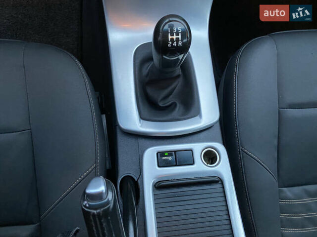 Вольво В50, объемом двигателя 1.6 л и пробегом 223 тыс. км за 7390 $, фото 17 на Automoto.ua