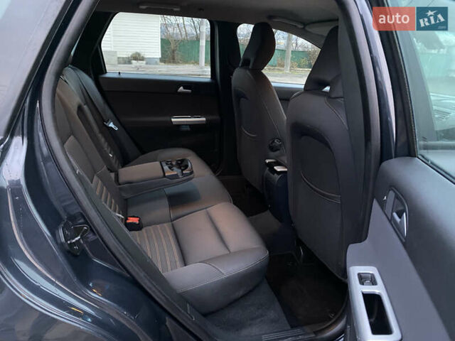 Вольво В50, объемом двигателя 1.6 л и пробегом 223 тыс. км за 7390 $, фото 36 на Automoto.ua