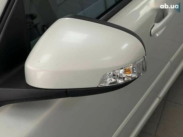 Вольво В50, объемом двигателя 1.6 л и пробегом 221 тыс. км за 6990 $, фото 14 на Automoto.ua