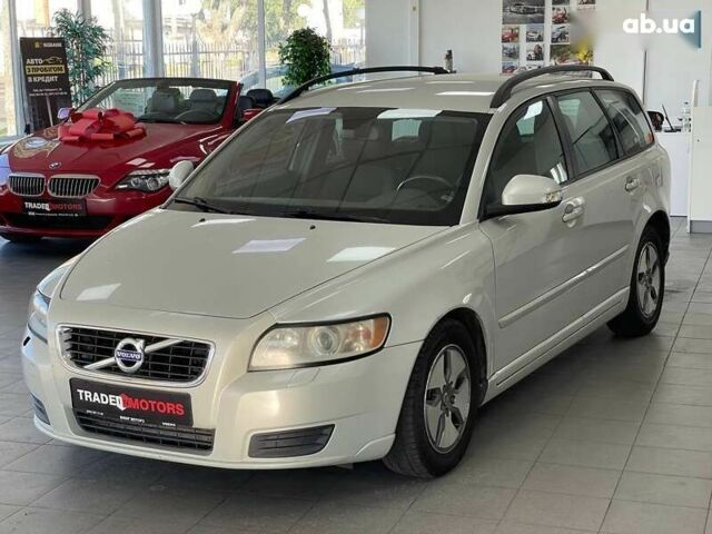 Вольво В50, объемом двигателя 1.6 л и пробегом 221 тыс. км за 6990 $, фото 6 на Automoto.ua