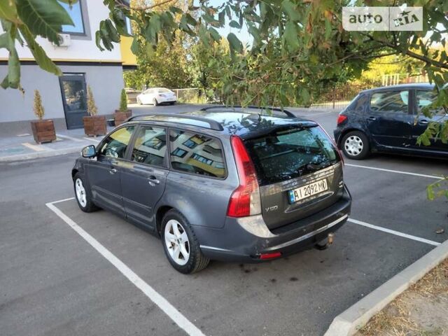 Вольво В50, объемом двигателя 1.6 л и пробегом 270 тыс. км за 6700 $, фото 8 на Automoto.ua